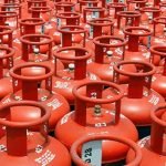 जिनके घर में पाइप वाली रसोई गैस का कनेक्शन है, उन्हें अब नहीं मिलेगा LPG सिलेंडर