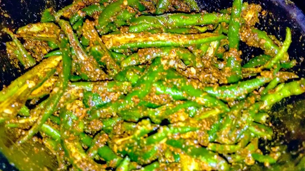 हरी मिर्च की आचार