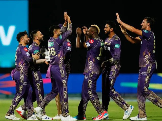 KKR VS DC :