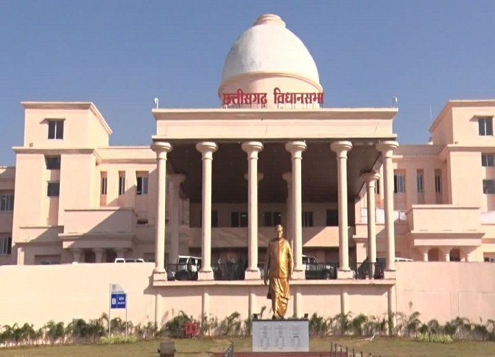 राशन और मुफ्त चावल पर घमासान