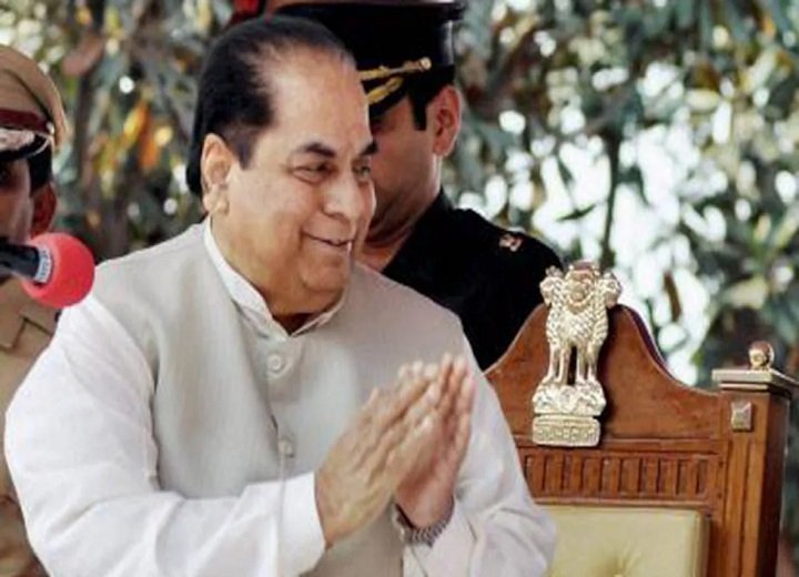 DY Patil Passes Away